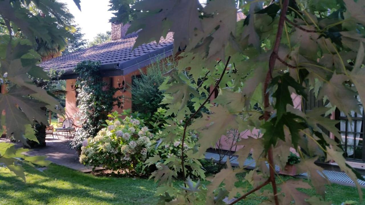 B&B Al Roncaccio Calco  Exteriör bild