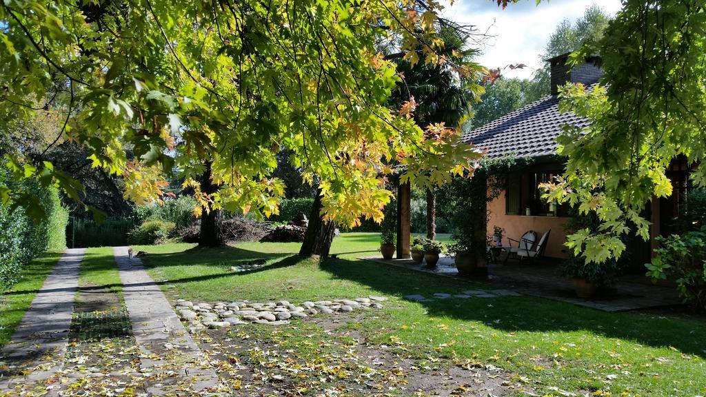 B&B Al Roncaccio Calco  Exteriör bild