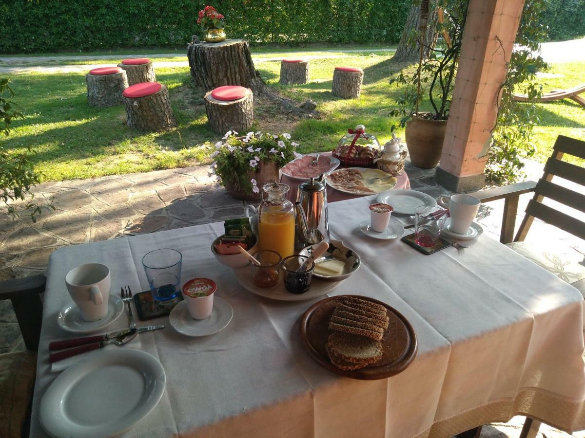 B&B Al Roncaccio Calco  Exteriör bild